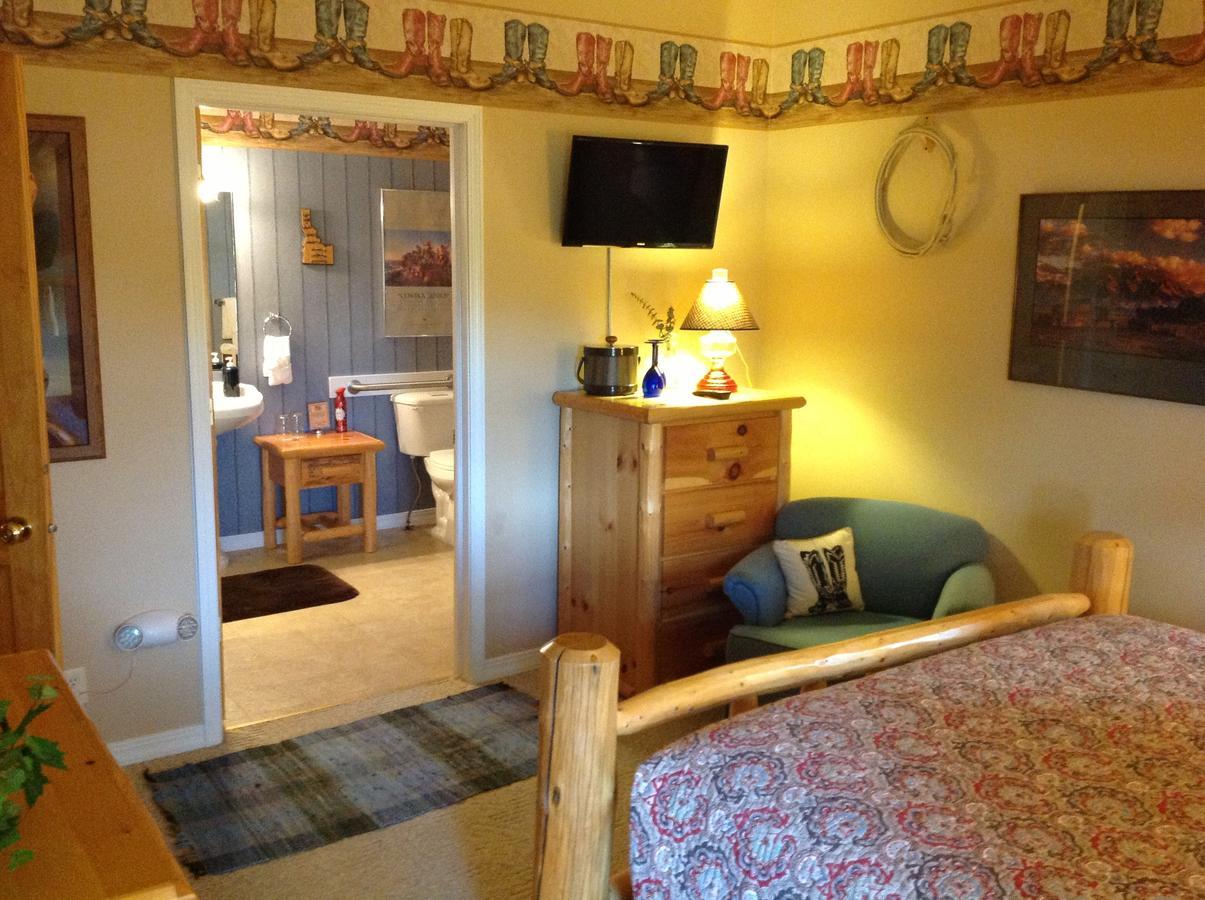 Blue Heron Inn Bed And Breakfast Rexburg Cameră foto