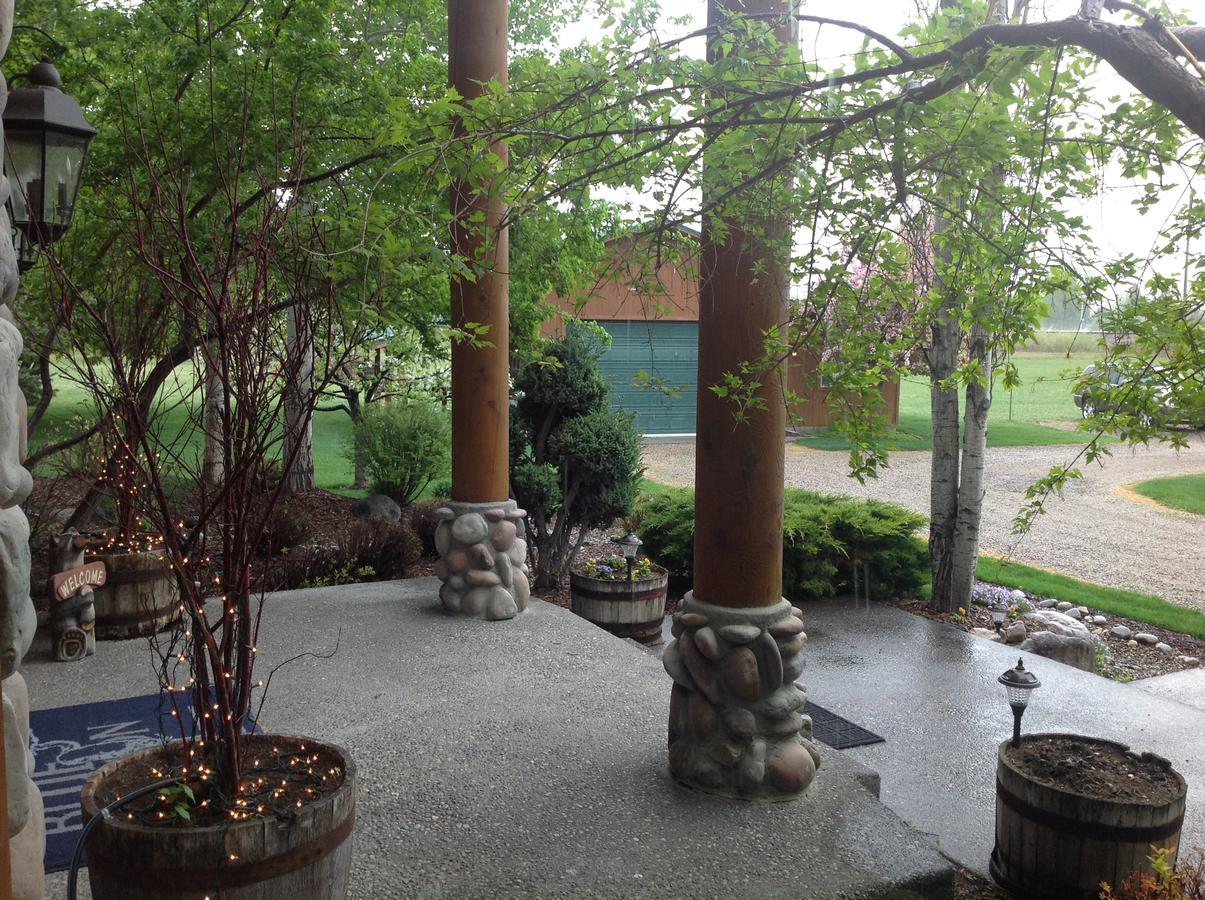 Blue Heron Inn Bed And Breakfast Rexburg Exterior foto
